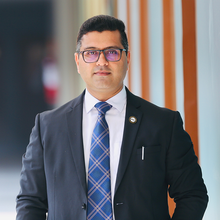 Dr. Akhil Bhardwaj